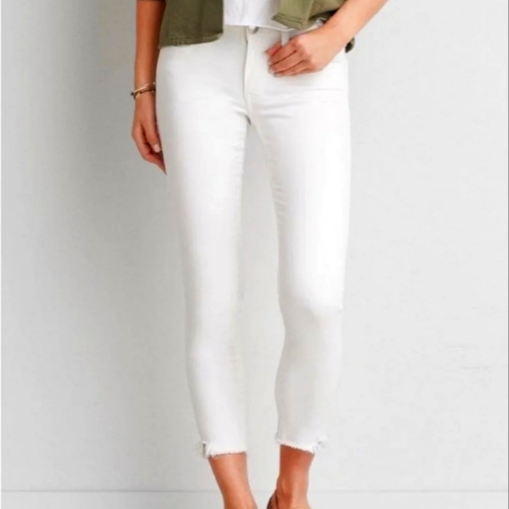 American Eagle Super Super Stretch Artist Crop White Jeans Women's Size 2